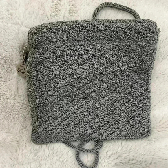 The Sak Mini Crocheted CrossBody Bag w Strap Fold Over Flap Zip Close Gray 7x6 - Picture 2 of 4